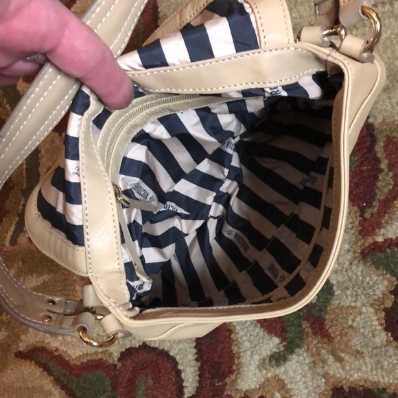 POUR LE VICTOIRE Leather Shoulder-bag Purse Luxe Natural & Gold LOGO Stripe NEW - Picture 8 of 15